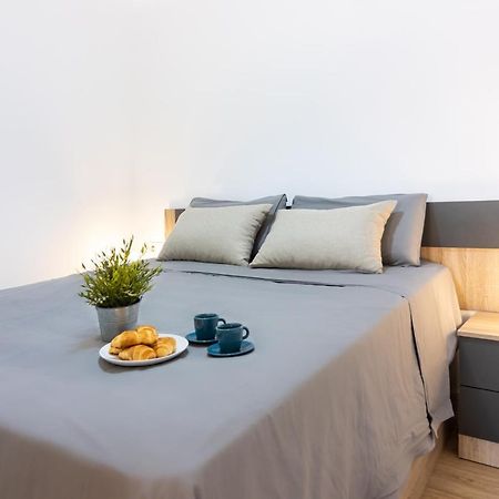 Malagueta Freshapartments Malaga Bagian luar foto
