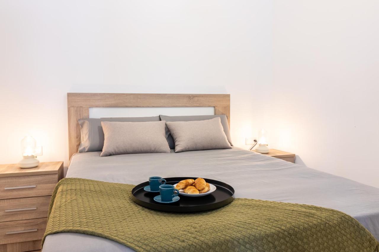 Malagueta Freshapartments Malaga Bagian luar foto