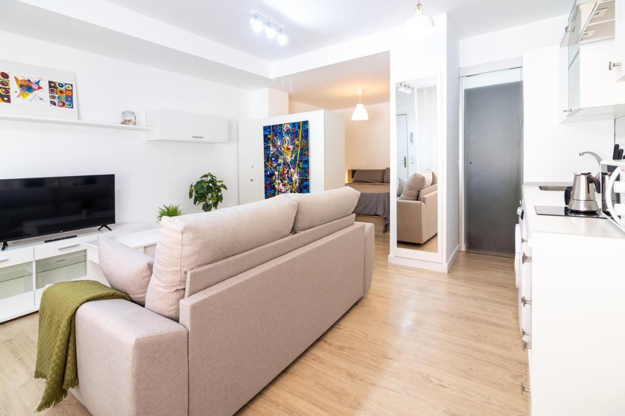 Malagueta Freshapartments Malaga Bagian luar foto