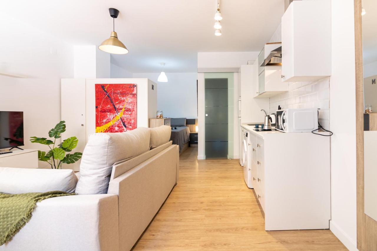 Malagueta Freshapartments Malaga Bagian luar foto
