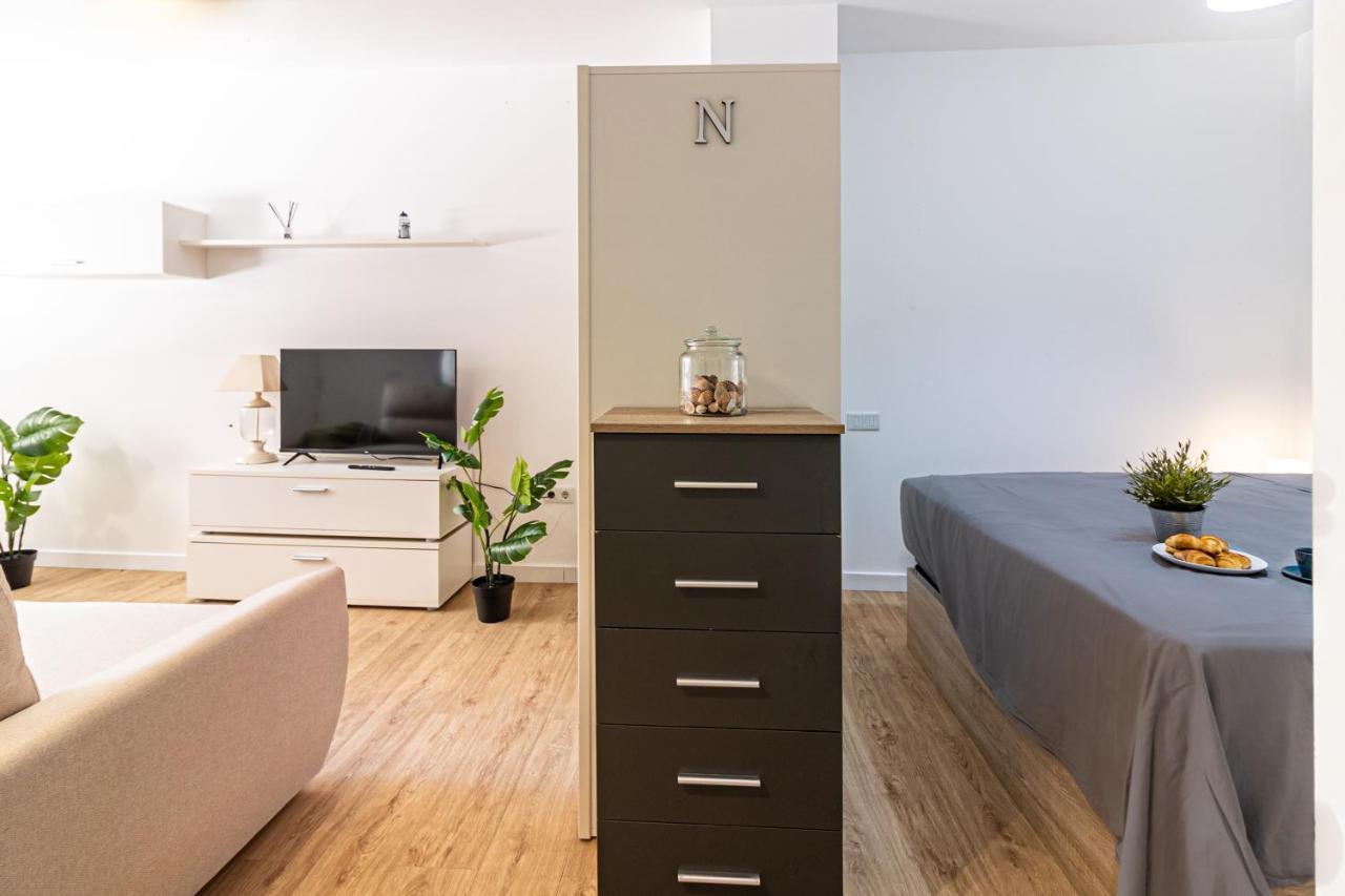 Malagueta Freshapartments Malaga Bagian luar foto