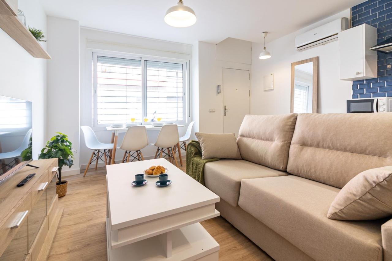 Malagueta Freshapartments Malaga Bagian luar foto