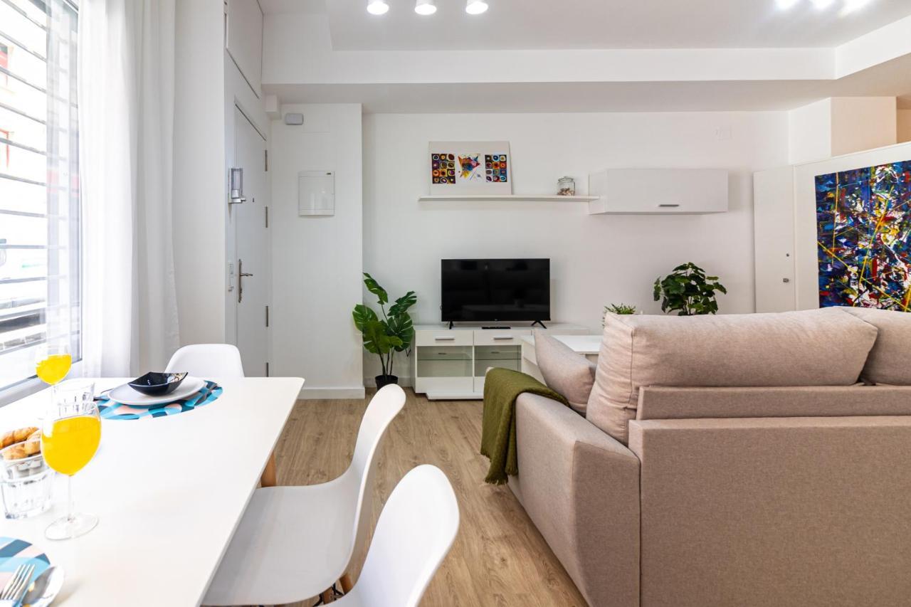 Malagueta Freshapartments Malaga Bagian luar foto